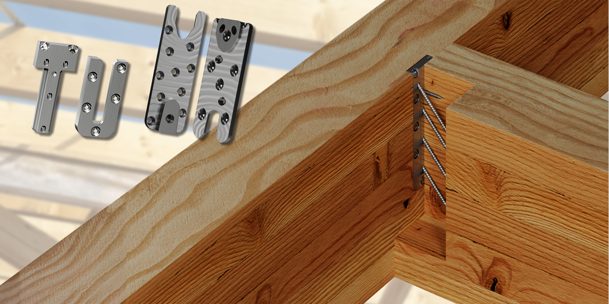 EGCL & EGCM Showcase DE Zwei im rechten Winkel miteinander verbundene Holzbalken, zwischen denen der zweiteilige Hirnholzverbinder EGCL von Simpson Strong-Tie zu sehen ist. Sowohl dieser Verbinder als auch der ebenfalls neue EGCL (zu erkennen daran, dass seine Einzelteile die Buchstaben T und U formen) sind noch einmal im linken oberen Bereich des Bildes zu sehen. Den Hintergrund bilden leicht verschwommene Balken einer Holzbaukonstruktion.